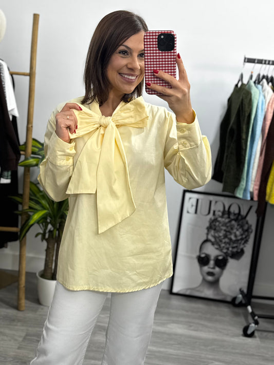 Camisa con Lazo