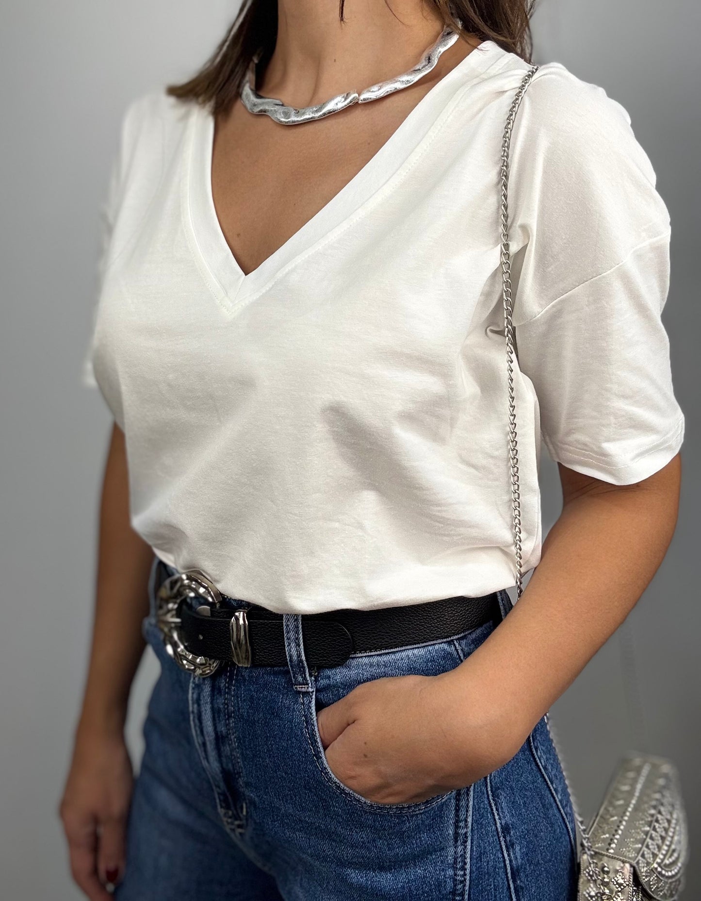 Camiseta básica escote en V