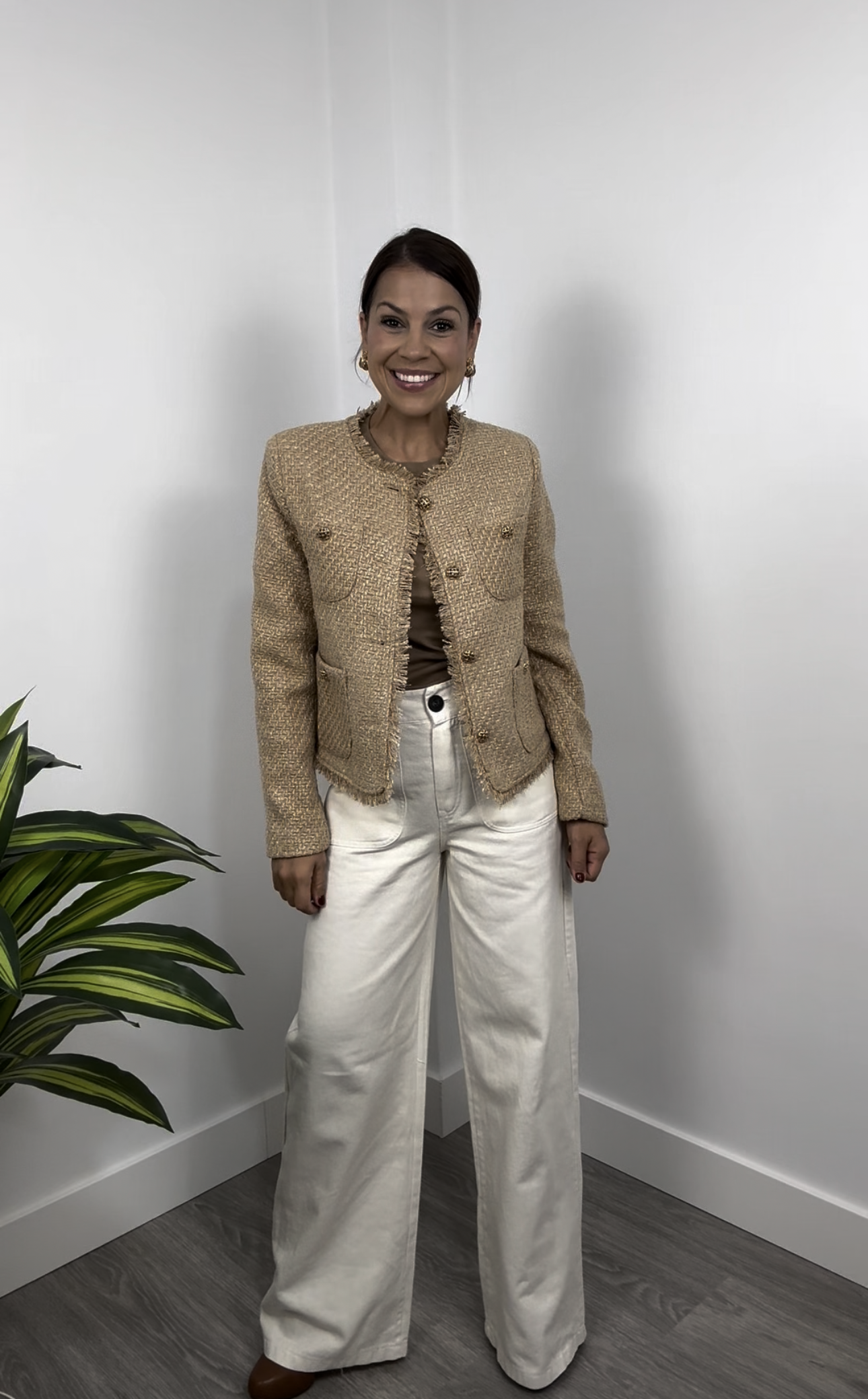 Chaqueta Tweed Camel con bolsillos frontales