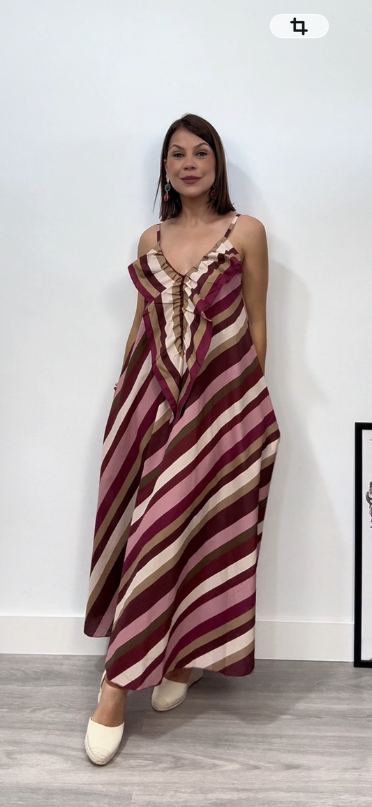 Vestido Volantes granate