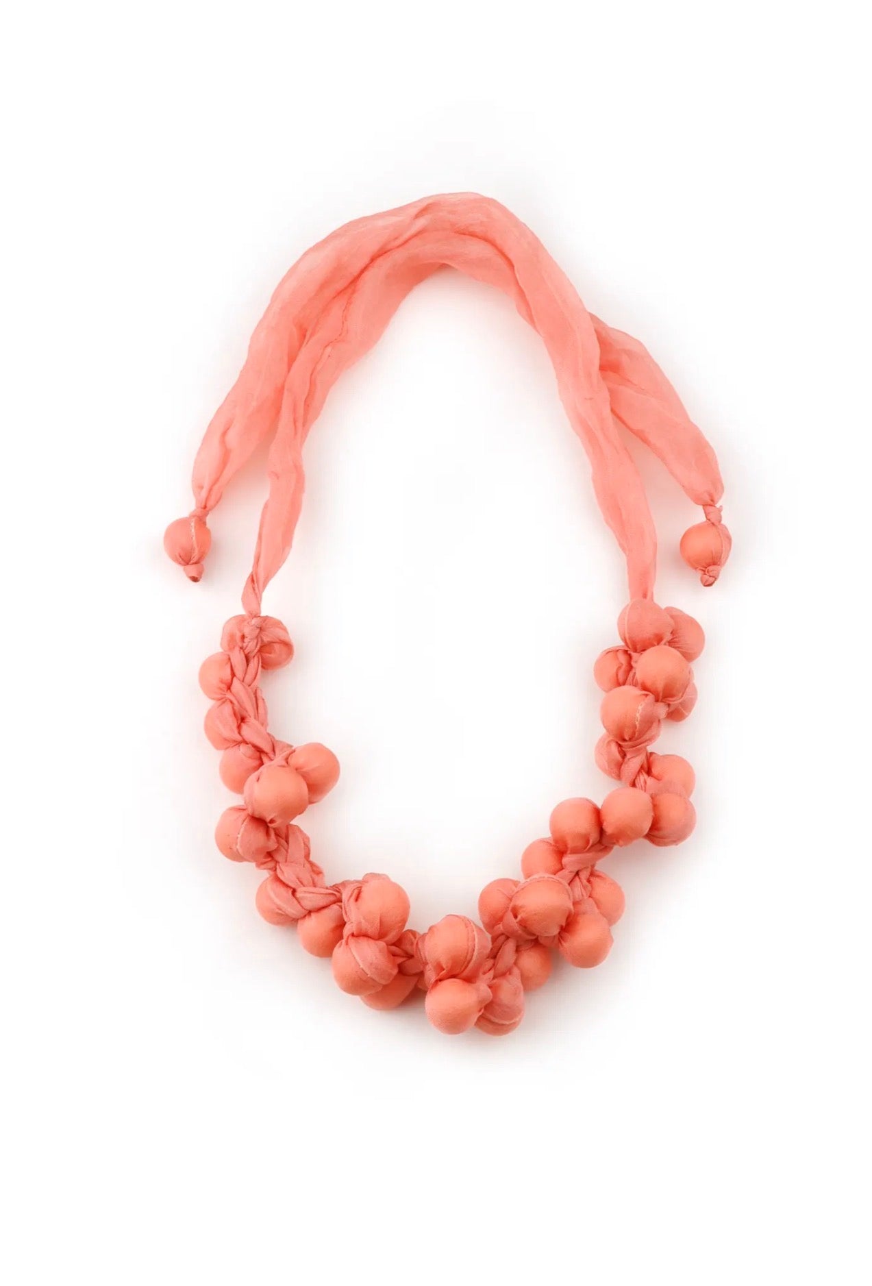 Collar Bolas de Tela Anudadas Rosa
