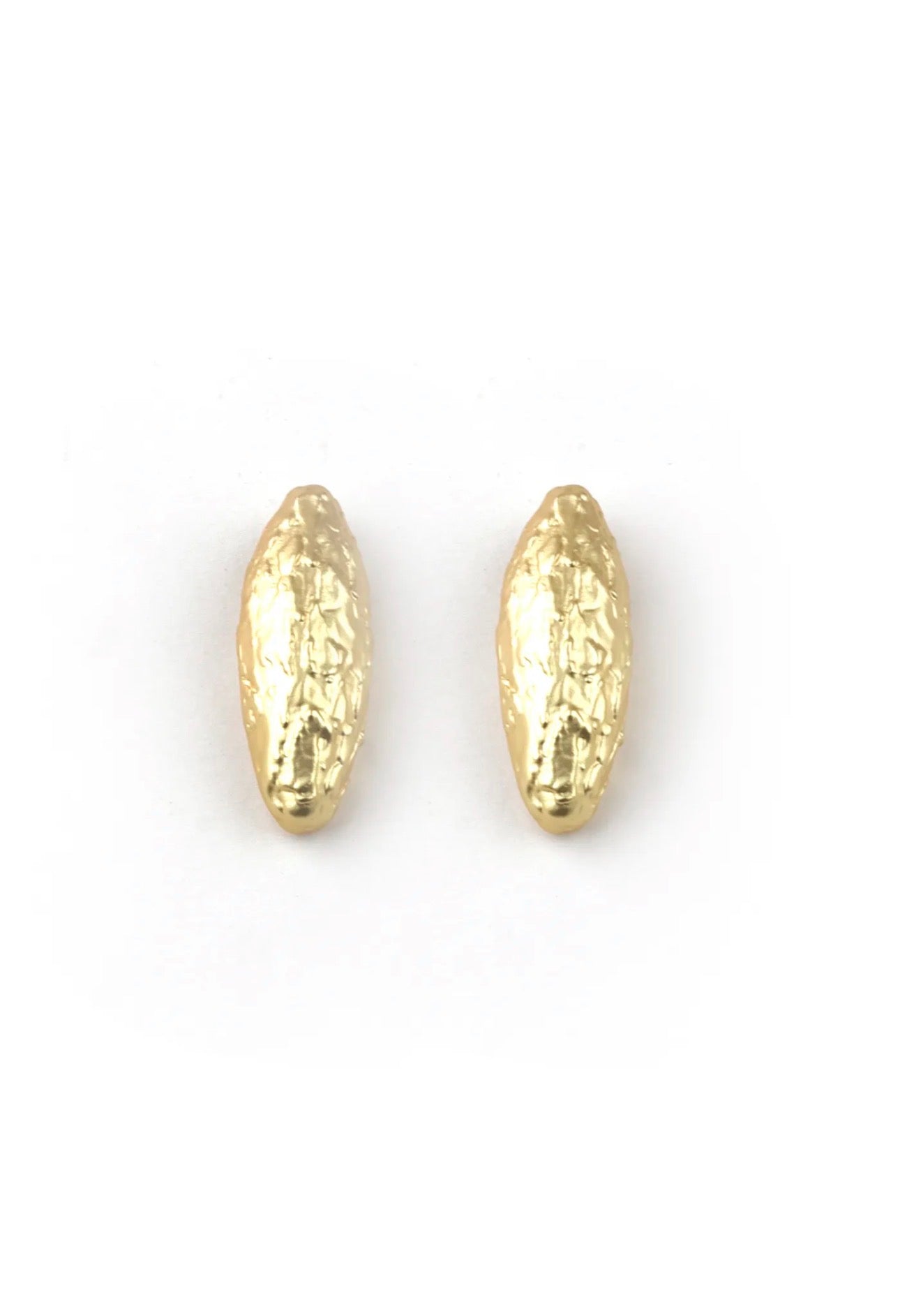 Pendientes dorados texturizados