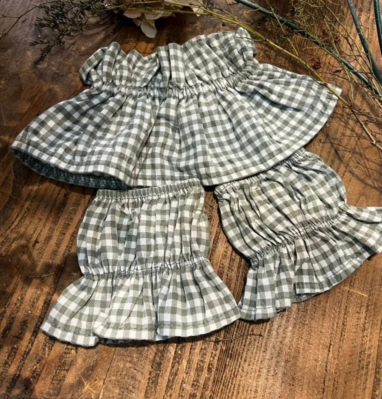 Cuello y puños de Vichy